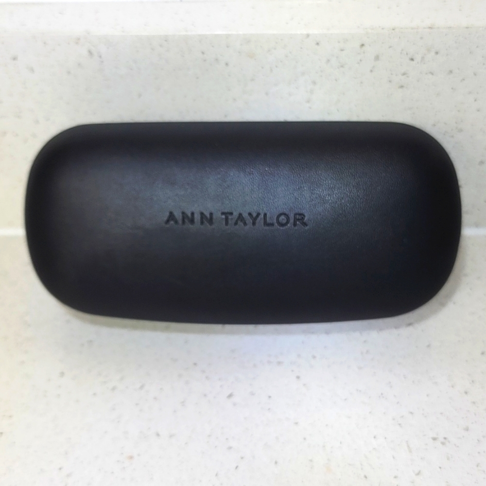 Ann Taylor Glasses Case.